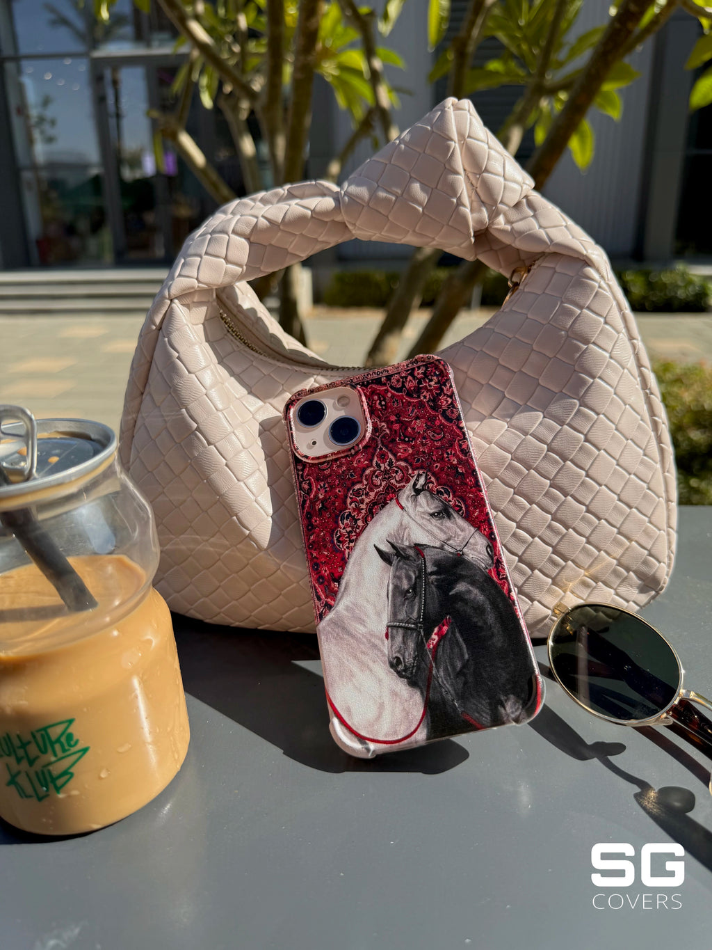 Art Horses Phone Cover